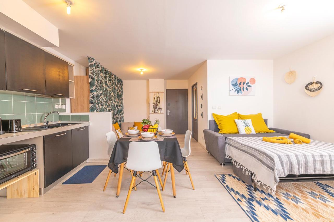 Grand Studio Cosy Le Phare Dionysien - Residence Le Phoenix Saint-Denis Buitenkant foto